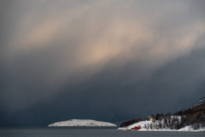 Ved fjorden