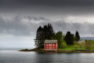 Det røde hus på holmen