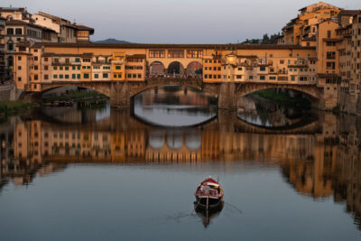 Båt ved Ponte Vecchio 2